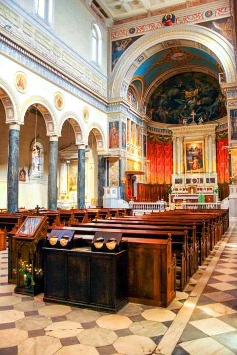 Catholic Cathedral of Saint Dionysius the Areopagite: The interior of the Catholic Cathedral of Saint Dionysius Areopagite