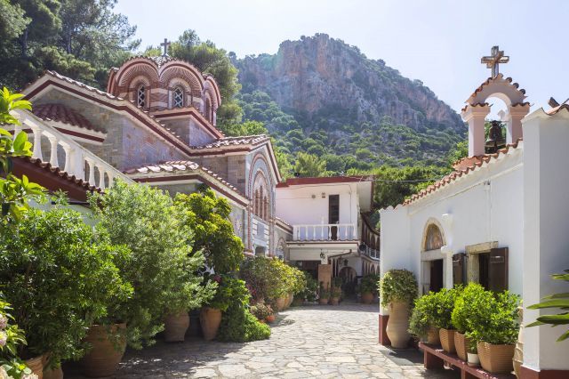Monastery of Agios Georgios Selinaris