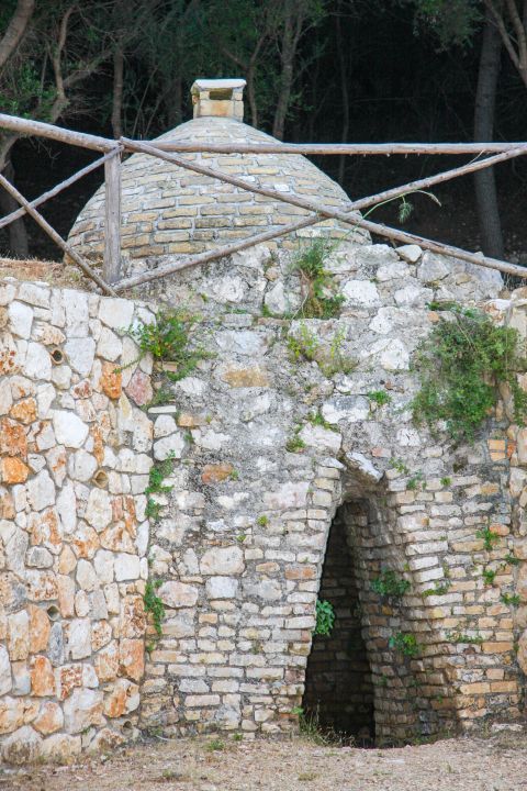 Vidos Islet: Stone built construction