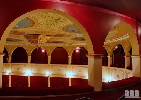 Apollo Theatre: 