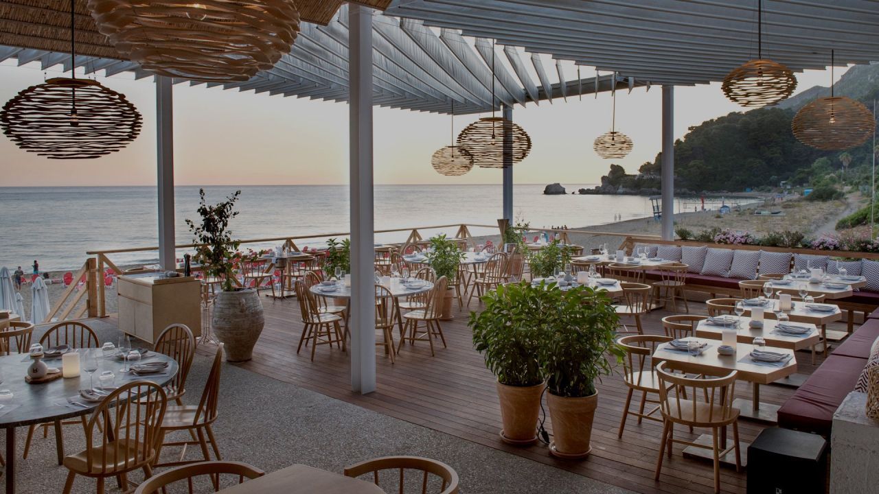 Pazuzu Club in Corfu, Glyfada beach | Greeka