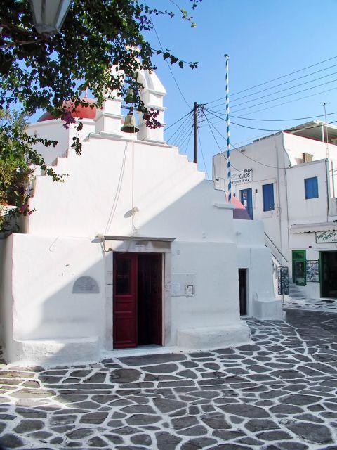 Town: Agia Kiriaki Church in Mykonos town