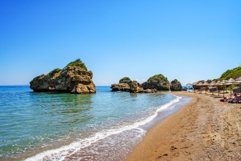 Porto Zoro: Impressive rock formations emerge from the sea creating an exotic setting.