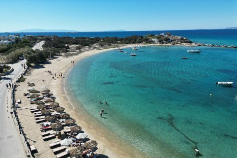 Agia Anna: The northern beach