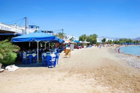 Agios Georgios: Taverns at the seaside