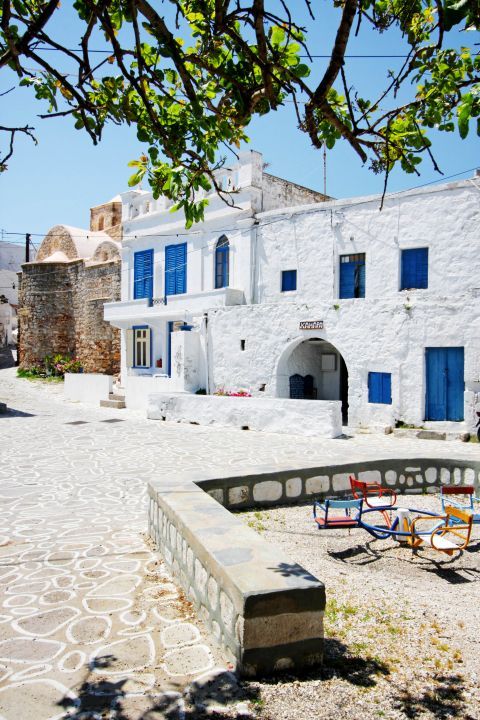 Chorio: Whitewashed buildings with blue-colored details