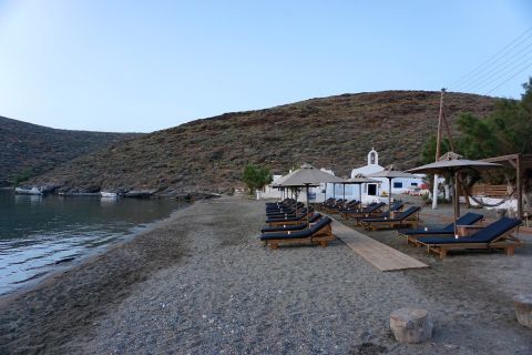Agia Irini beach: 