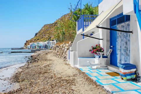 Klima: A Cycladic house by the sea