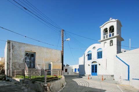 Plakes: An impressive church with white and blue colors