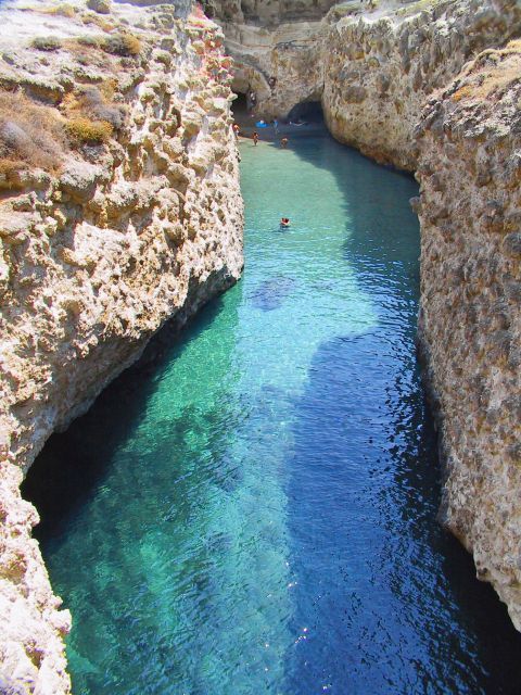 Papafragas: Turquoise waters
