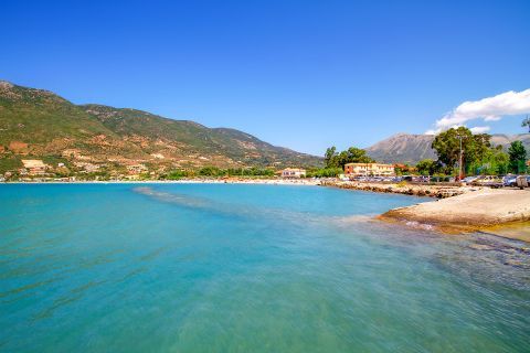 Vassiliki village: Turquoise waters