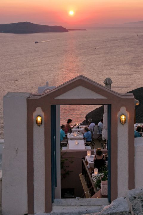 Fira: A restaurant with seaview