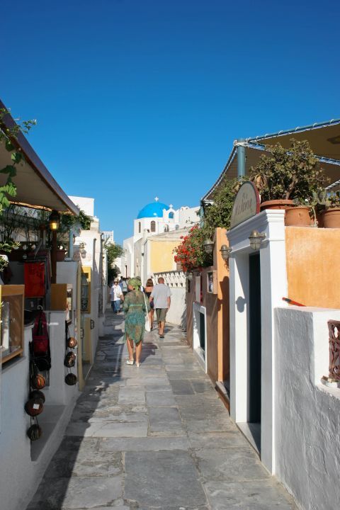 Oia: A street with shops