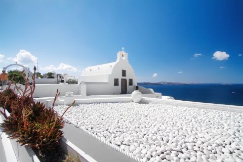 Oia: A whitewashed chapel