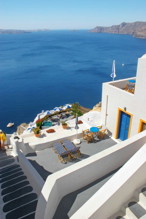 Oia: Apartments in Oia overlooking the sea
