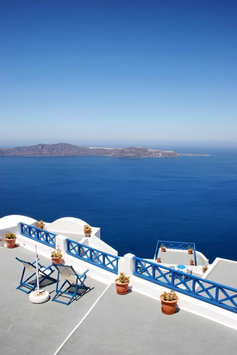 Imerovigli: Luxury accommodation with stunning sea view