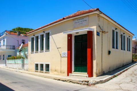 Lixouri: The building that houses the public library of Lixouri.