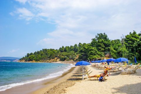 Agia Eleni: Tranquil moments on Agia Eleni beach.