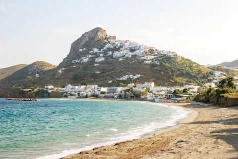 Magazia: Magazia is gifted with one of the most beautiful, sandy beaches on Skyros.