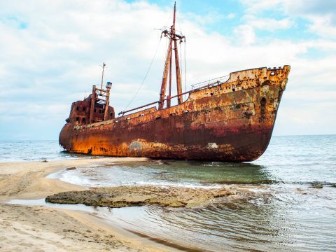 Selinitsa: There are many rumors related to the way this ship ended up on this beach.