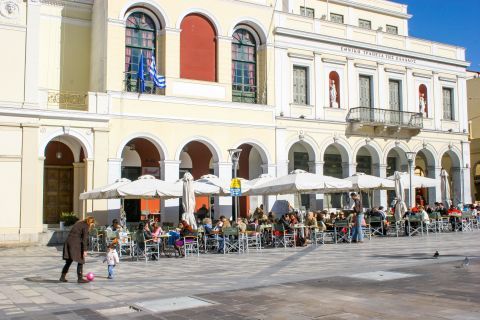 Square of King George I: Cafes on King George Square.