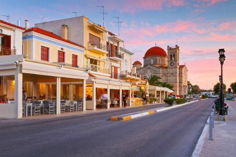 Town: A central spot in Aegina Town