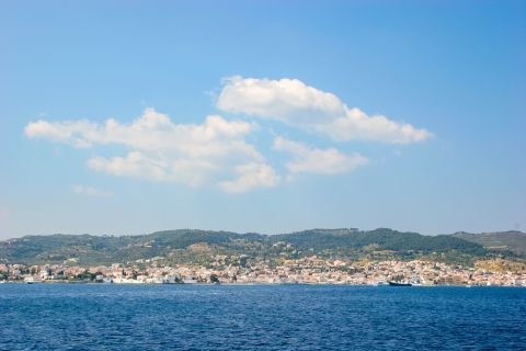 Town: Approaching Spetses.