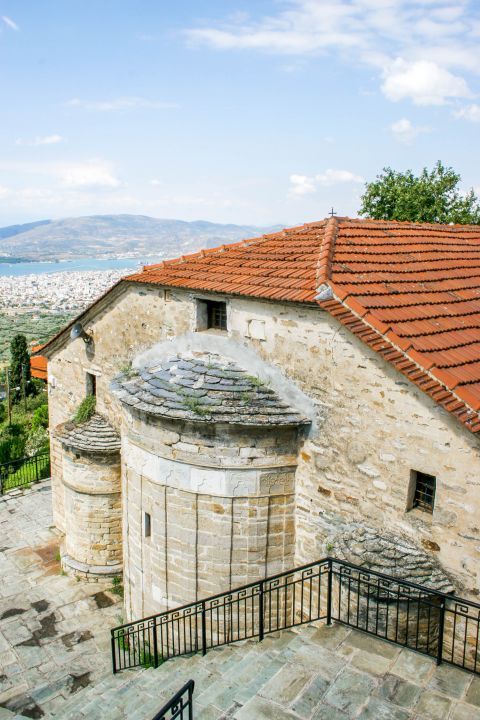 Ano Volos: A nice, old chapel with exquisite view of the city.