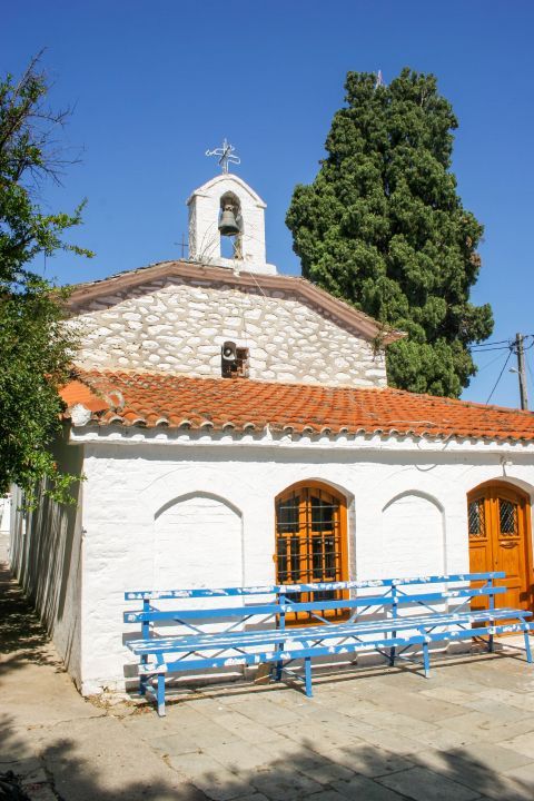 Trikeri: Beautiful, small chapel.