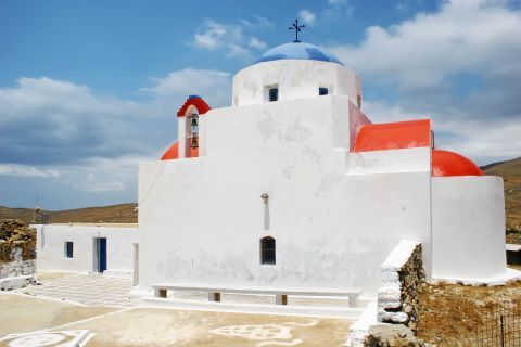 Megalo Livadi: A local church