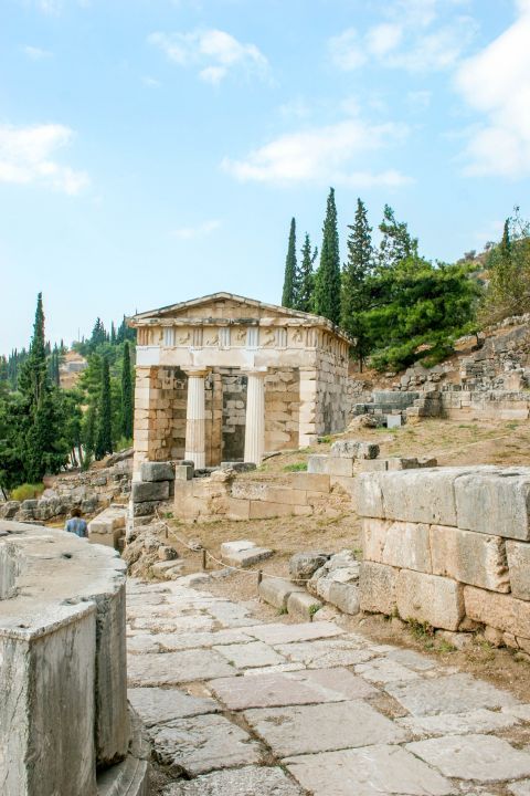 Ancient Site: The architectural style of the temple is Doric and the main construction material is the Parian marble.