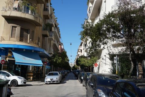 Kipseli: Drosopoulou street in Kipseli