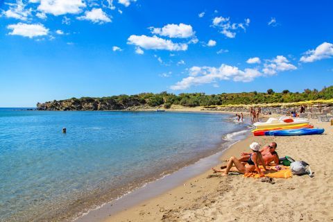 Glystra: The shallow water of this beach is ideal for children