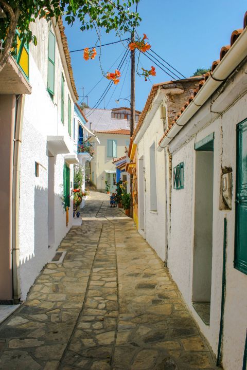 Manolates: A picturesque, narrow street in Manolates.