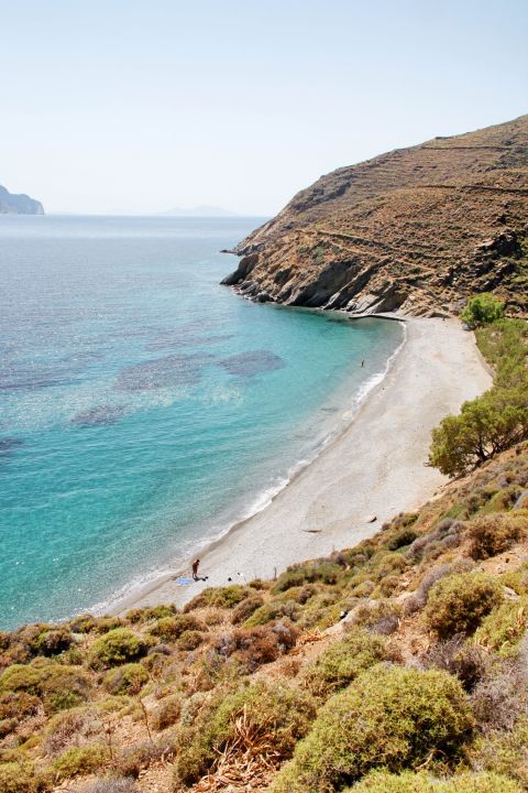 Psili Ammos: Small, sandy beach, surrounded by hills