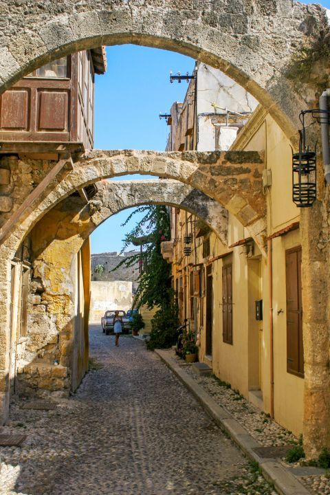 Town: Stone built arches.