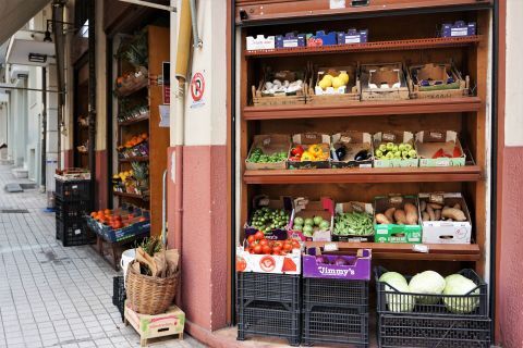 Mets: Grocery at Markou Moussourou Street
