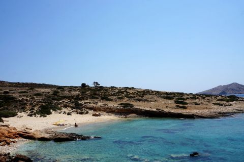 Trypiti: Secluded beach