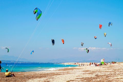 Agios Ioannis: Practice windsurfing on Agios Ioannis beach.