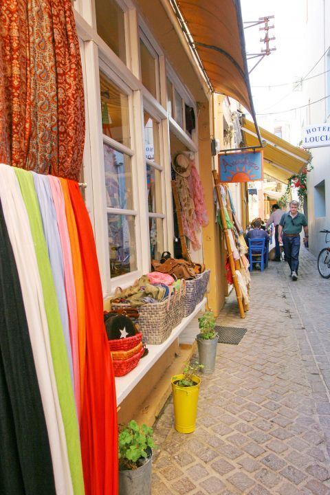 Town: Souvenirs and traditional items on the market of Chania.