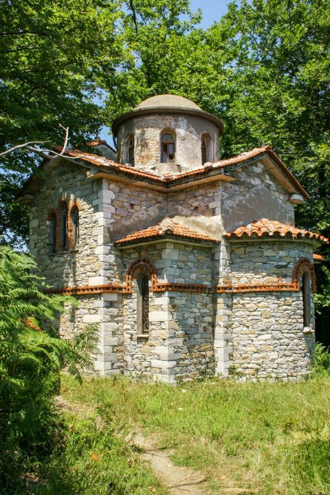 Tsagarada: Stone built church in Tsagarada village.