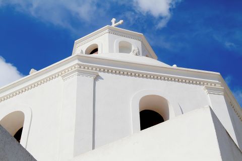 Karterados: A whitewashed church