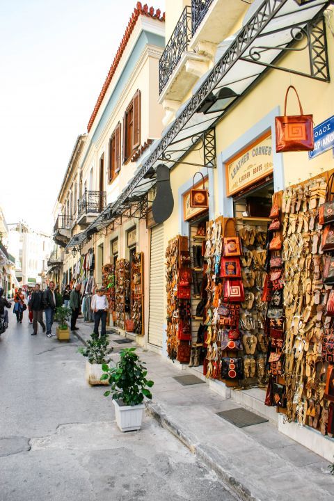 Monastiraki: Small shops in Monastiraki