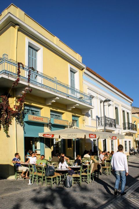 Monastiraki: A traditional kafeneio in Monastiraki