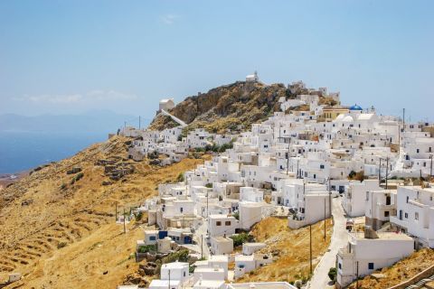 Chora: Panoramic view of Serifos Town
