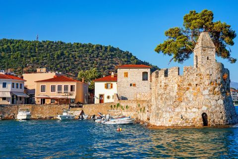 Town: Venetian remains and vintage houses, Nafpaktos