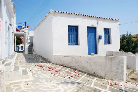 Chora: Blue doors and windows are prominent in Cycladic architecture