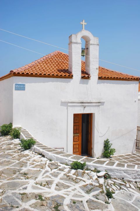 Chora: A small chapel that has a roof with ceramic tiles, instead of a dome.
