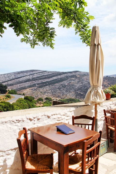 Apiranthos: Landscape from a local eatery
