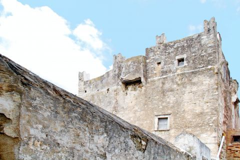 Kourounochori: Remains of the Tower of Delarocca